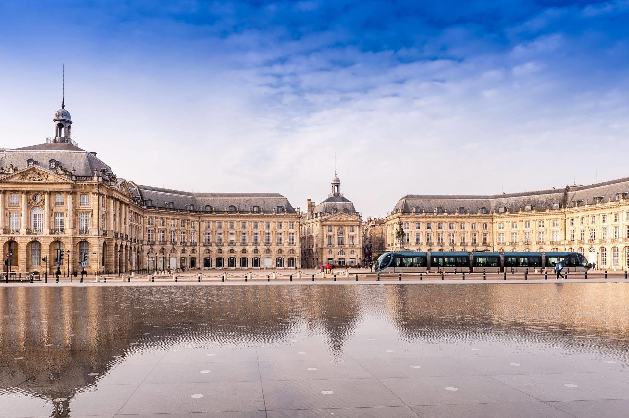 Aparthotel Adagio Access Bordeaux Rodesse Esterno foto